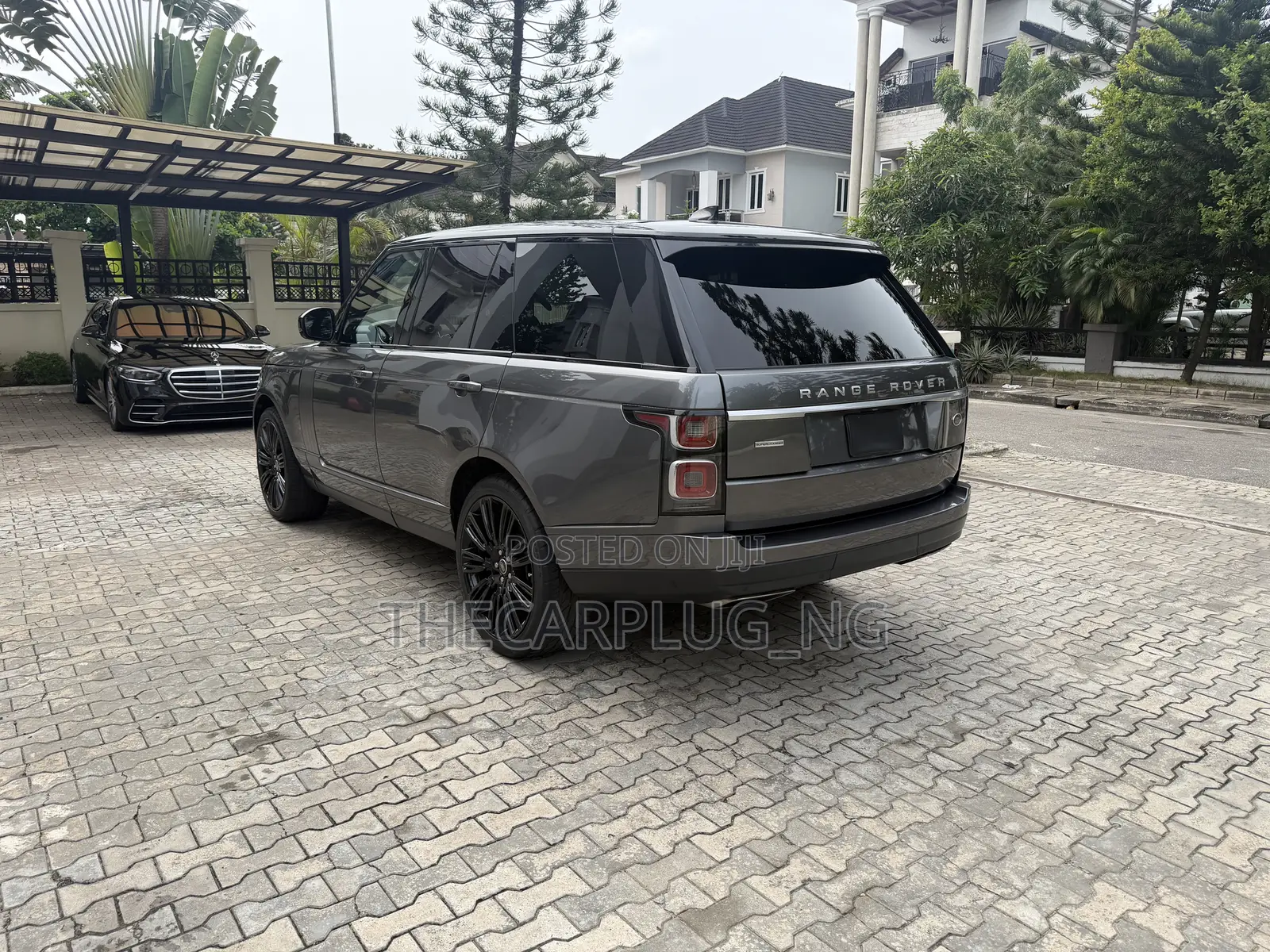 Land Rover Range Rover 5.0L Supercharged 2018 Gray