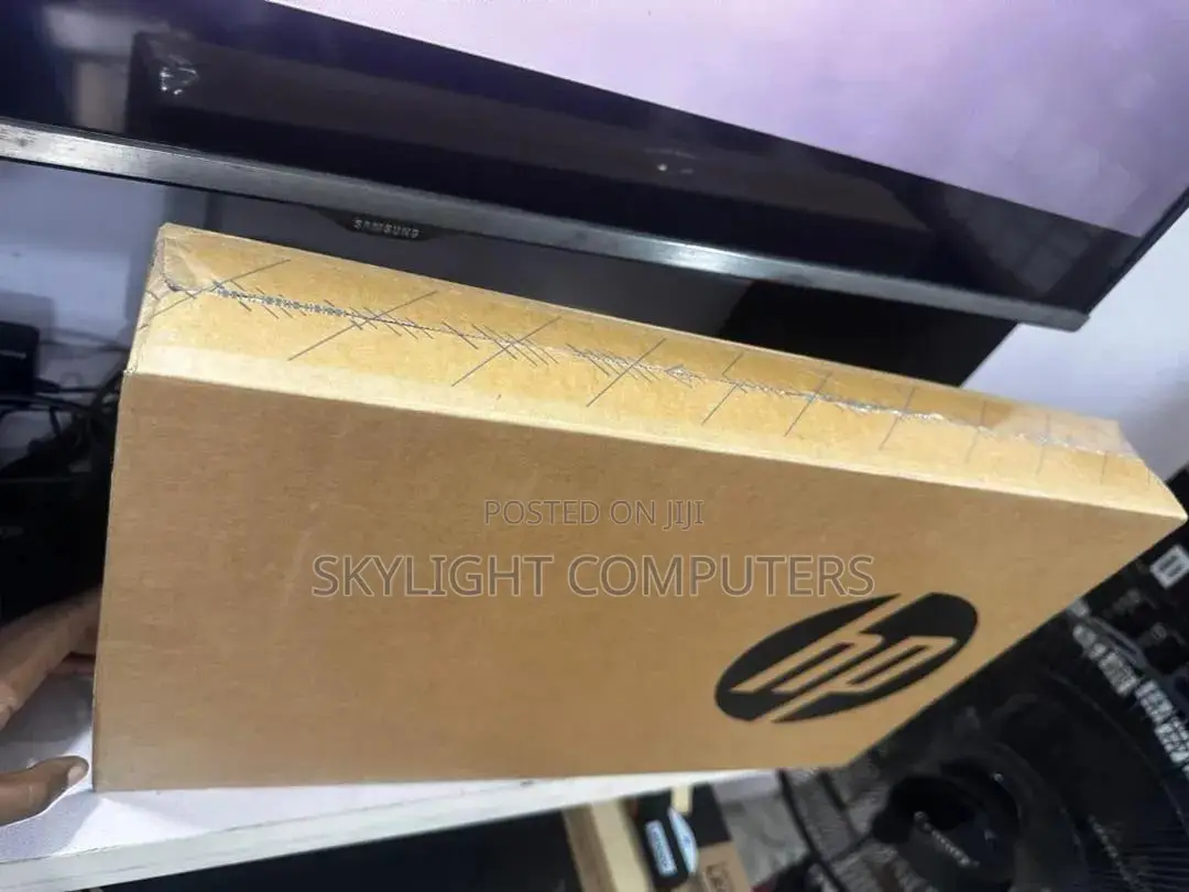 New Laptop HP ZBook Firefly 14 G11 16GB Intel Core Ultra 5 SSD 512GB