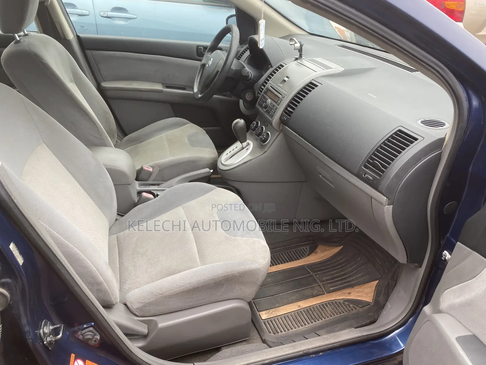 Nissan Sentra SE-R 2009 Blue