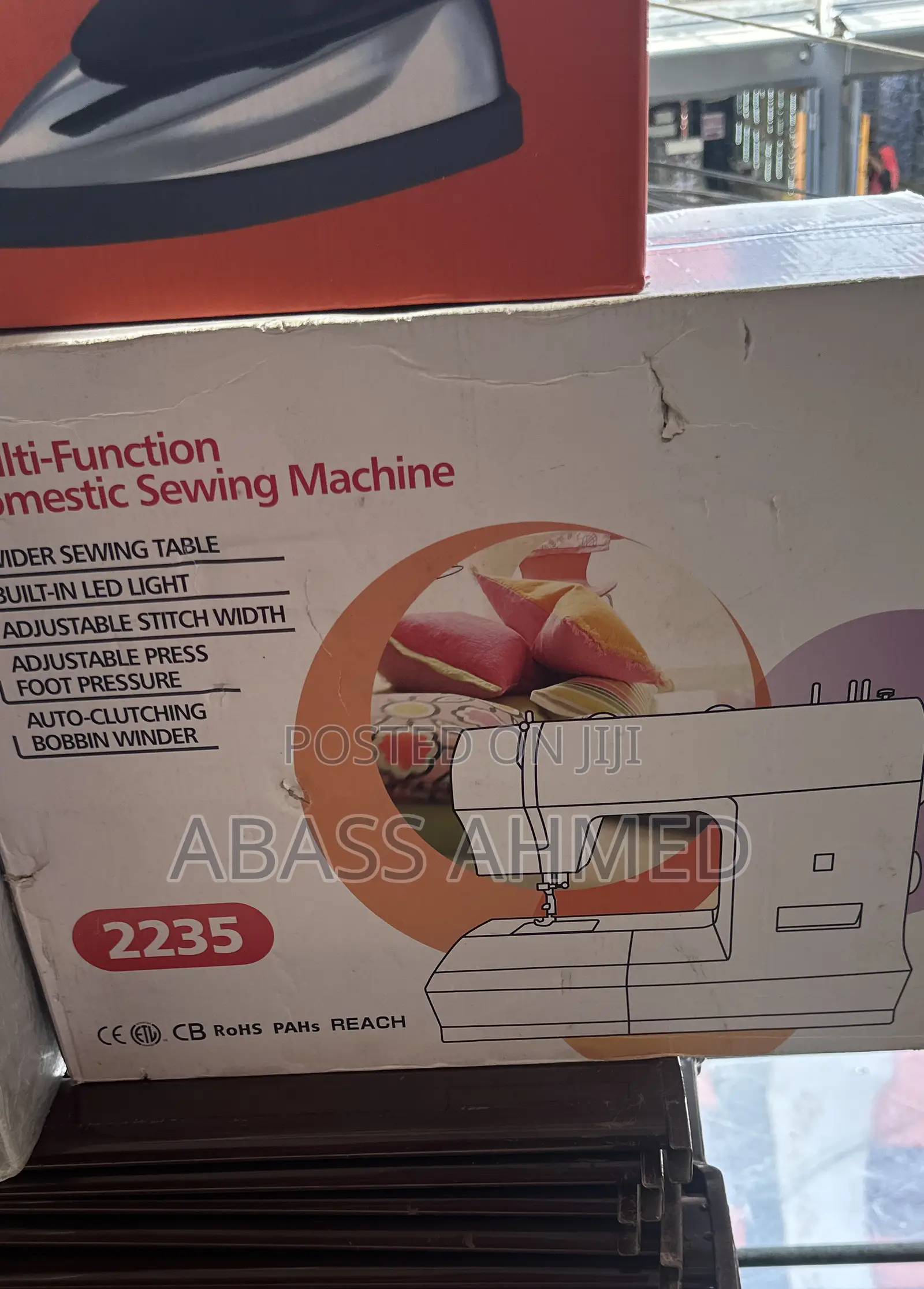 Beautiful Portable Sewing Machine