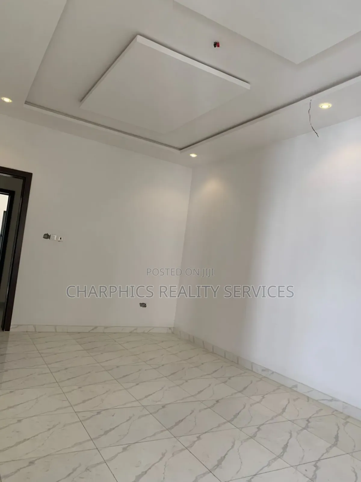 Mini Flat in Lekki Phase 2 for sale