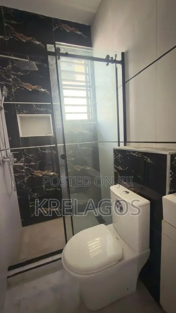 2bdrm Apartment in Ikate for sale