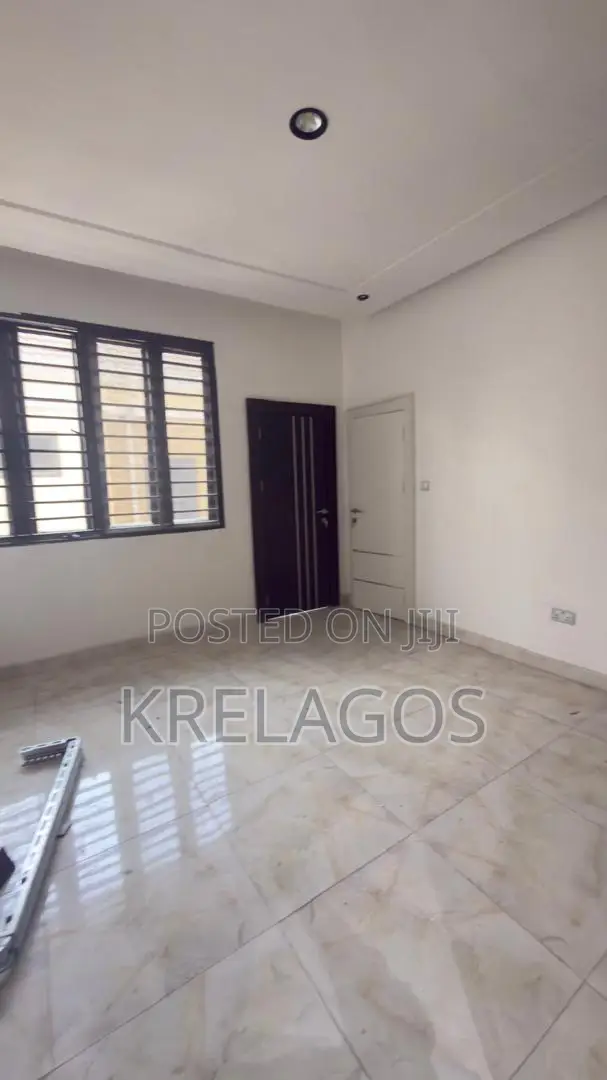 2bdrm Apartment in Ikate for sale