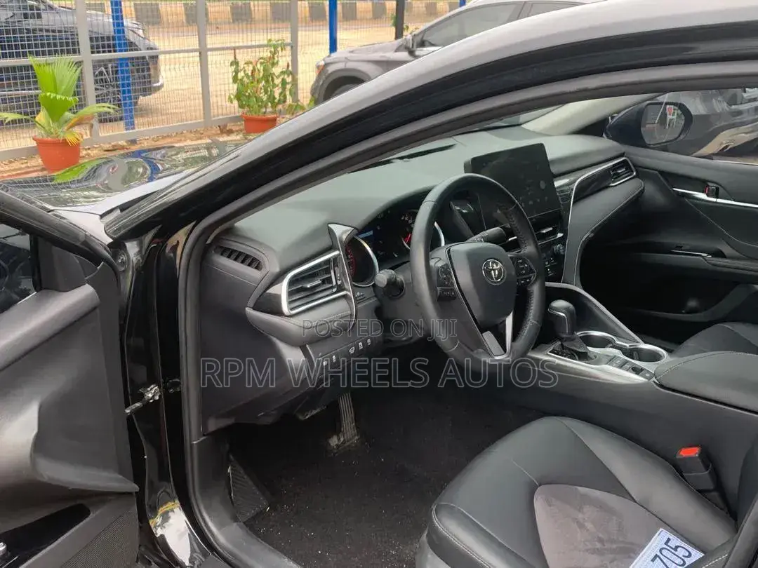 Toyota Camry 2022 Black
