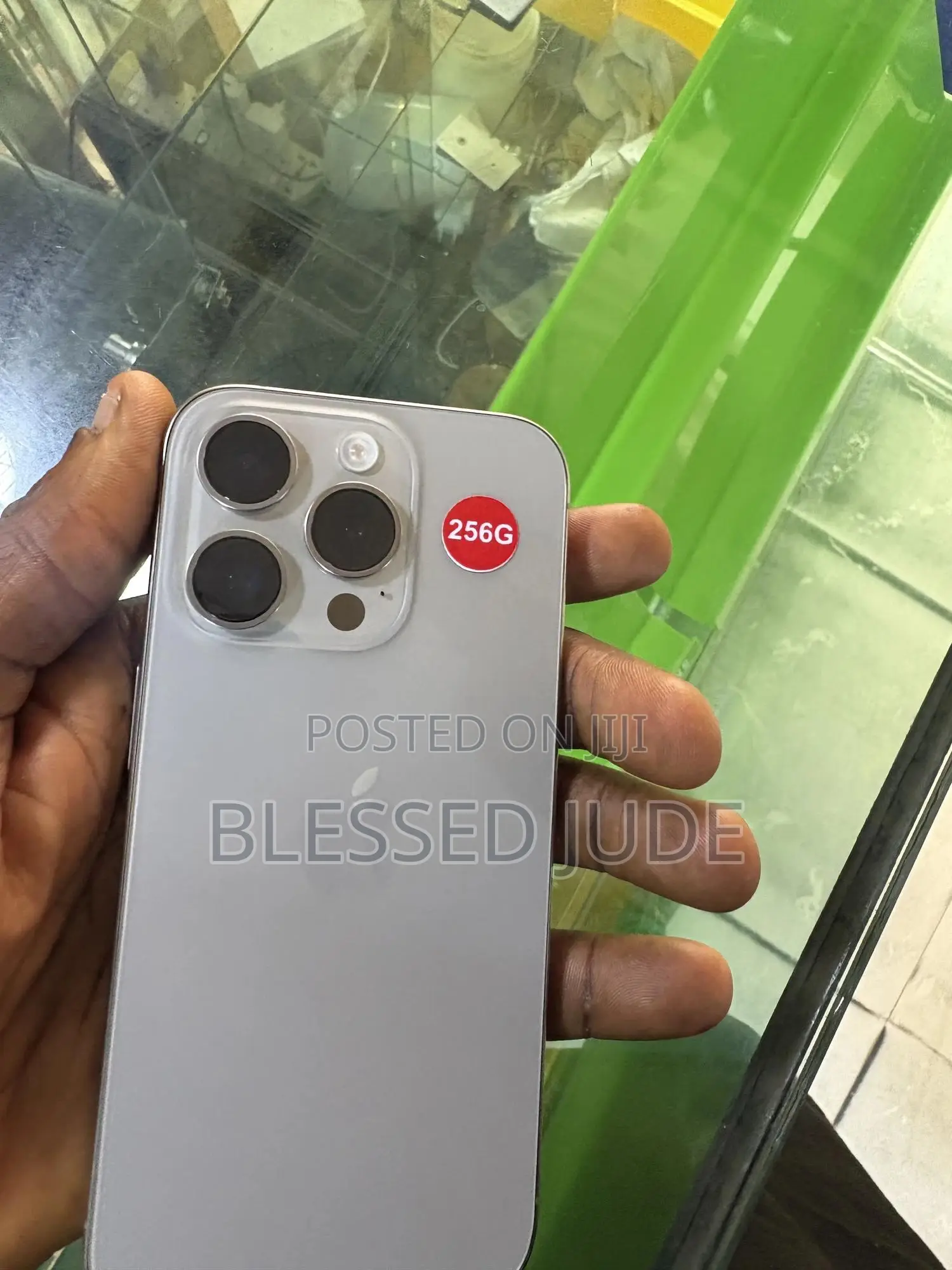 Apple iPhone 15 Pro 128 GB Bronze