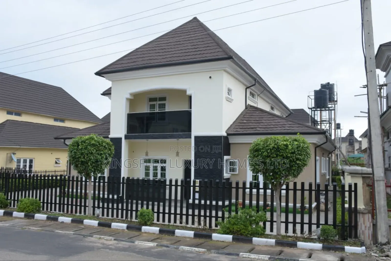 4bdrm Duplex in River Park Estate, Lugbe District for sale