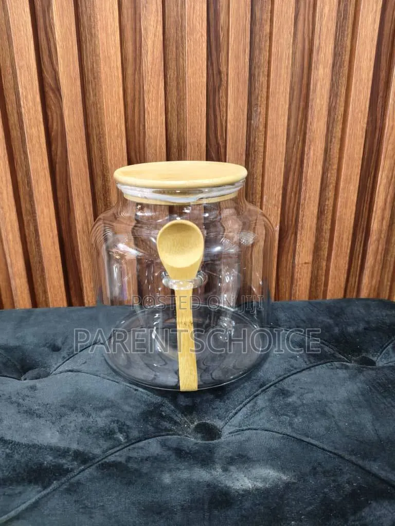 Glass Jar With Spoon (Air Tight) - 2.5l