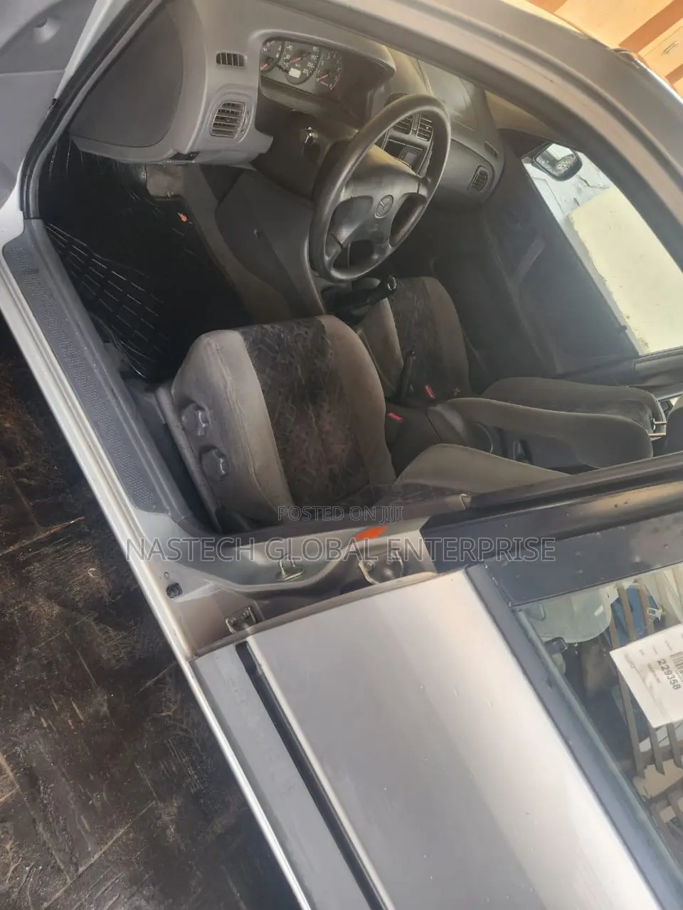 Mazda 323 1.6 2002 Silver