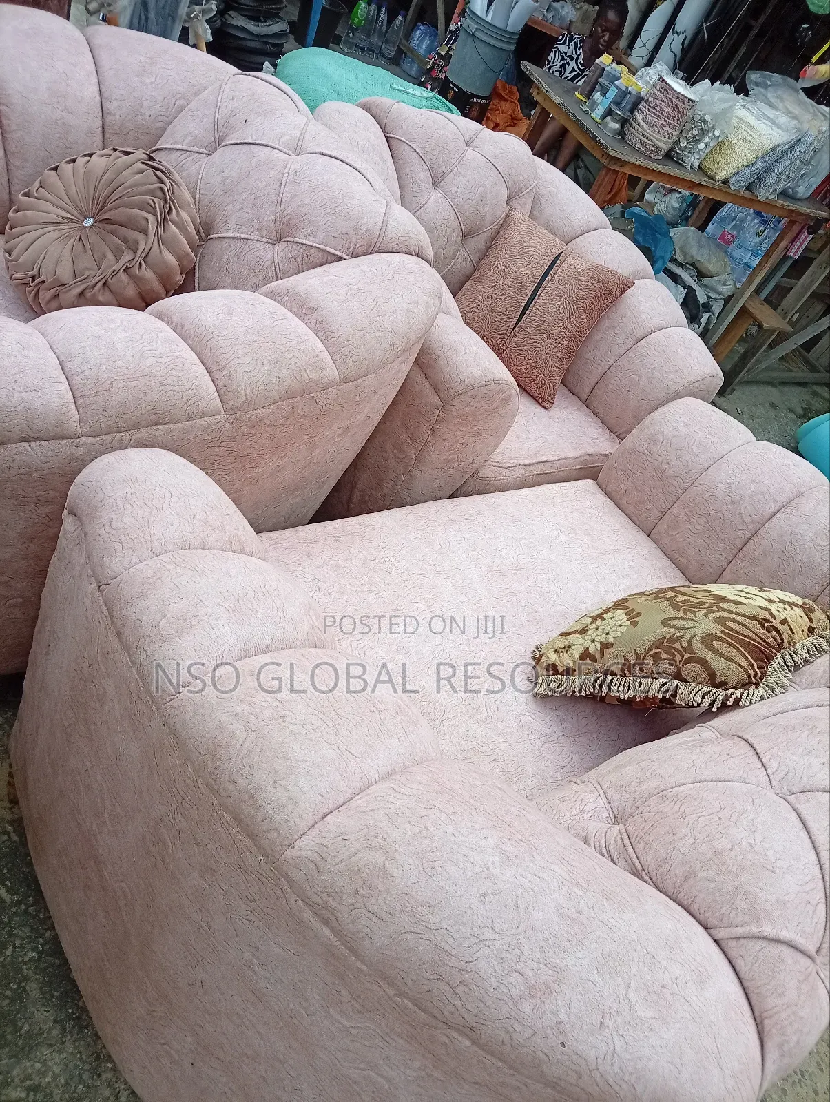 Well Designed Sofa for Living Room
