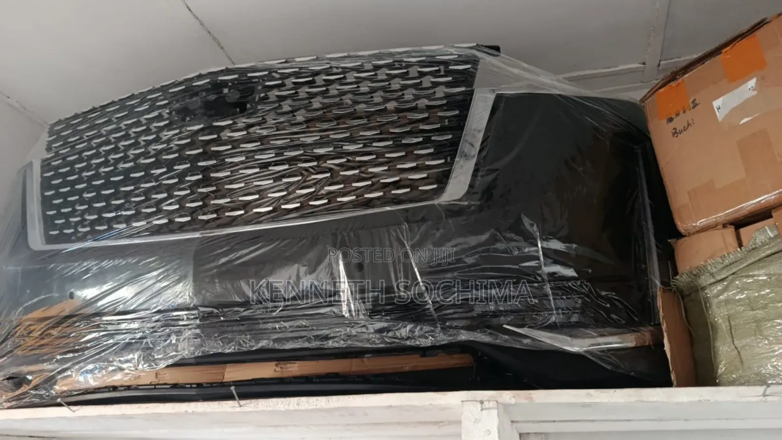 Cadillac Escalade 2023/2024 Front Bumper