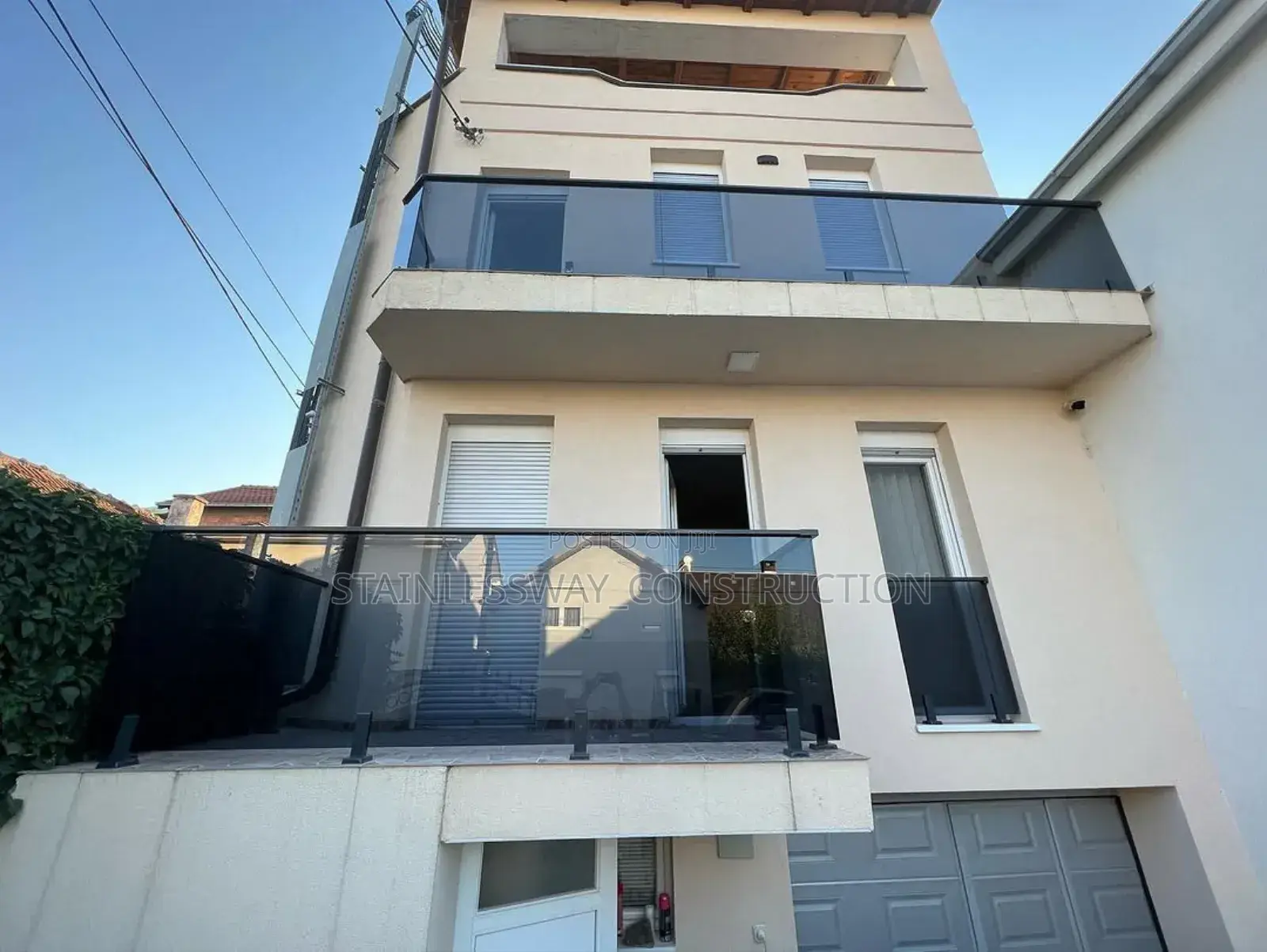 Dark Grey Visionglass for Balcony