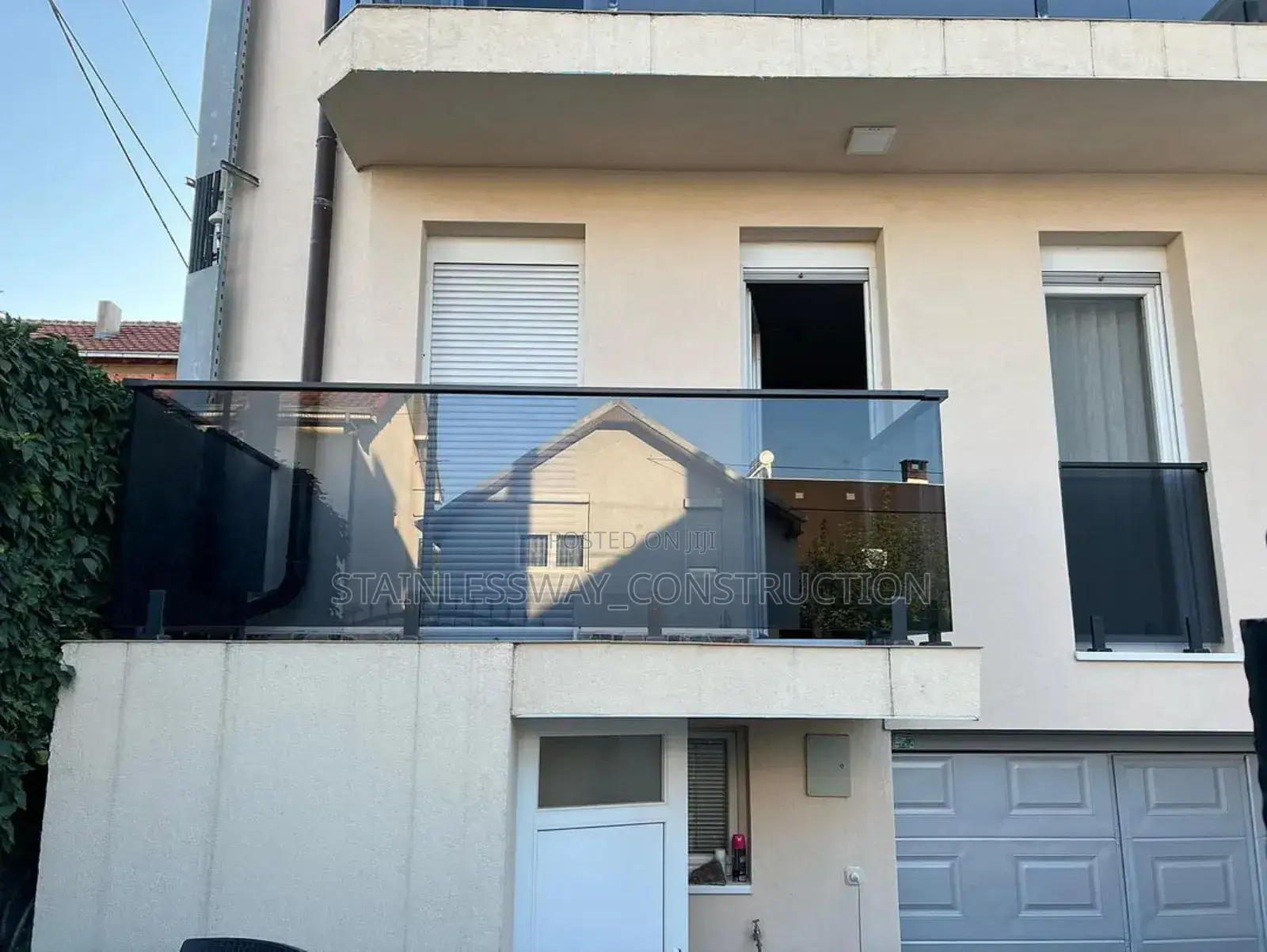 Dark Grey Visionglass for Balcony