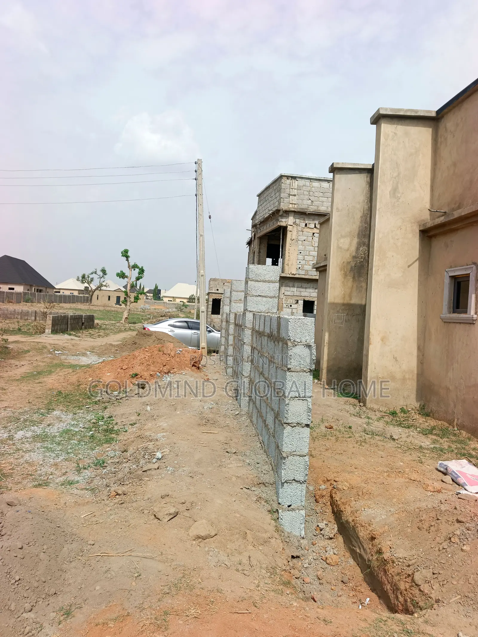 3bdrm Bungalow in Goldmind Estate, FHA for sale