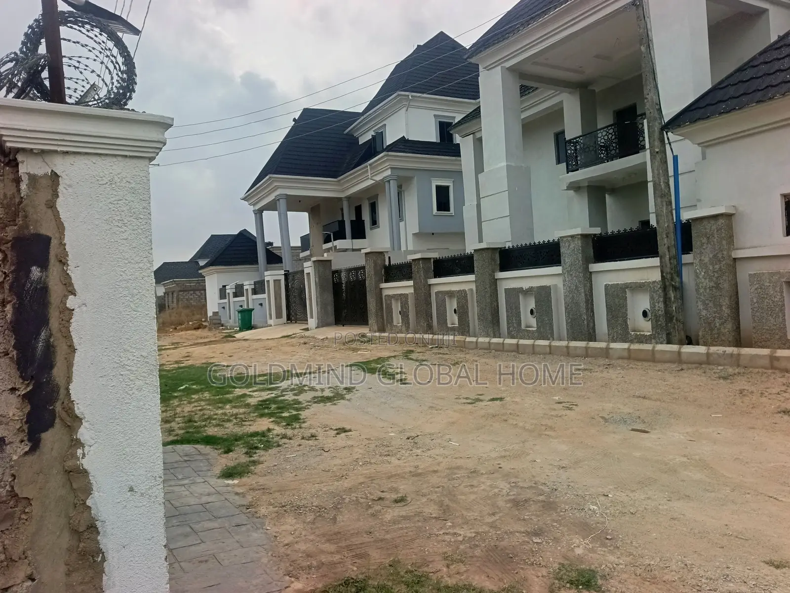 3bdrm Bungalow in Goldmind Estate, FHA for sale