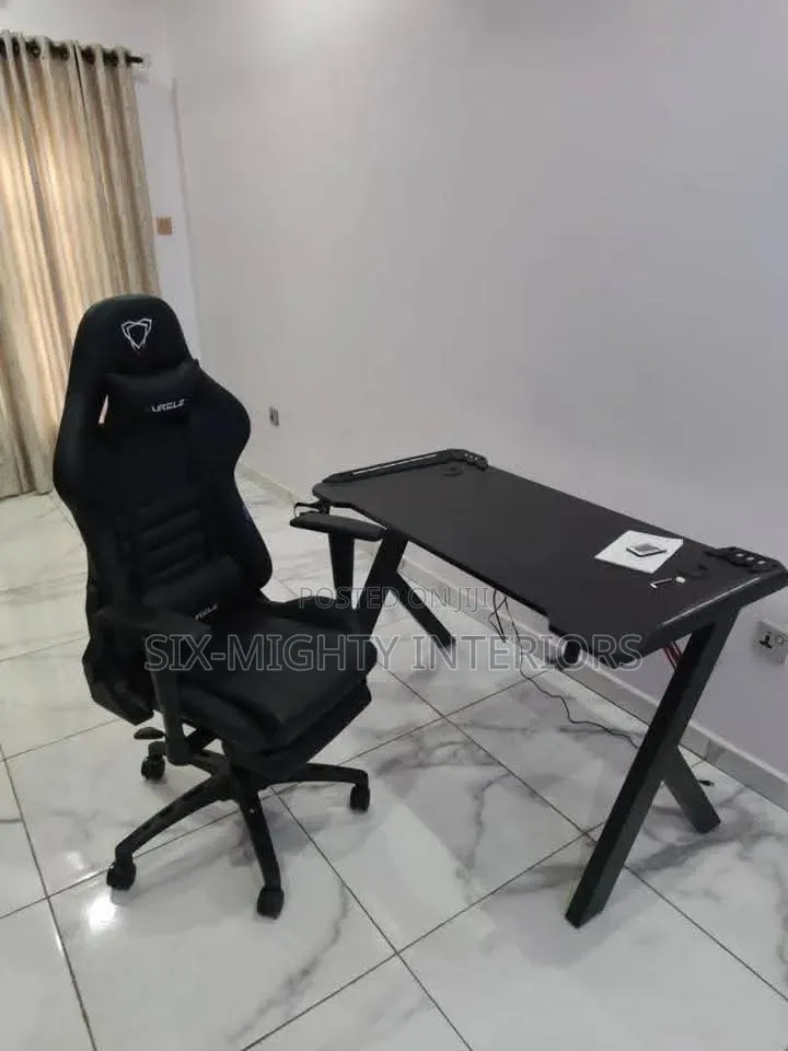 Office/Gaming Chair With Table for Laptop/Desktop
