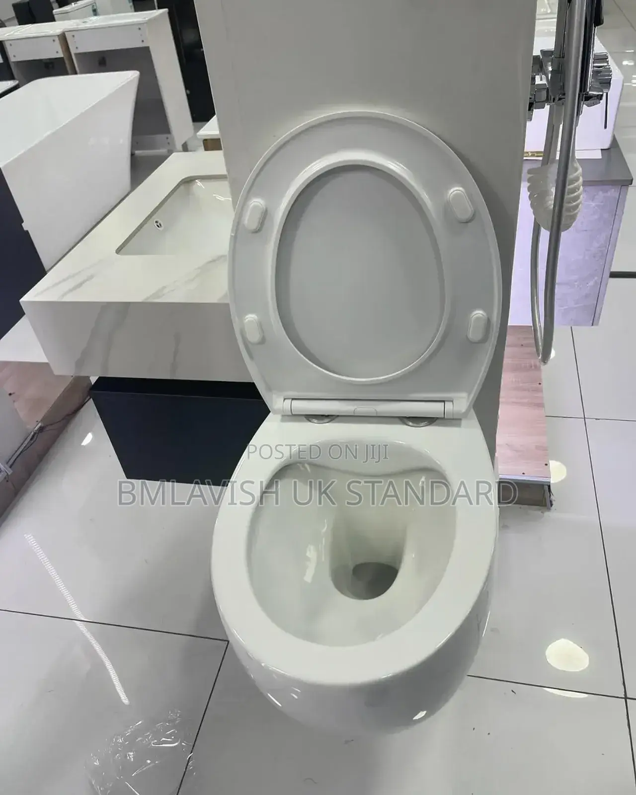 Imperial Round Concealed Water Closet Set