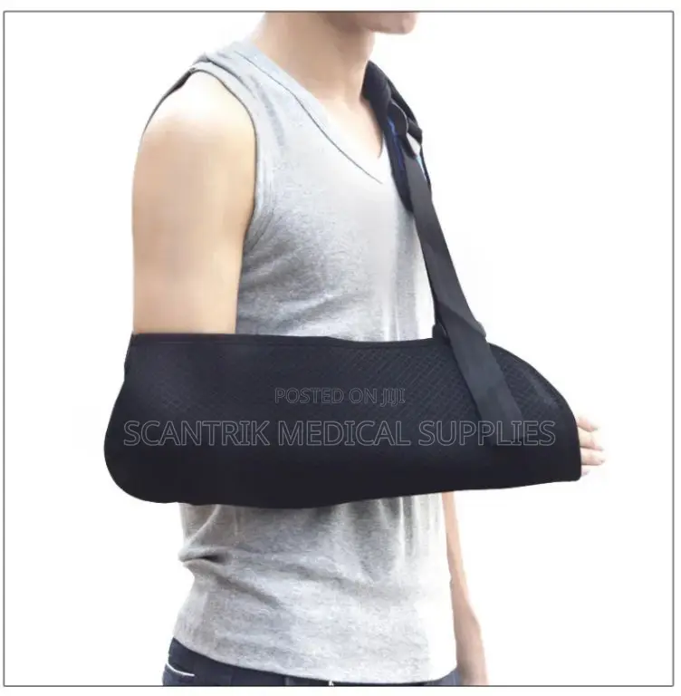 Arm Sling Support for Collarbone Injury Recovery