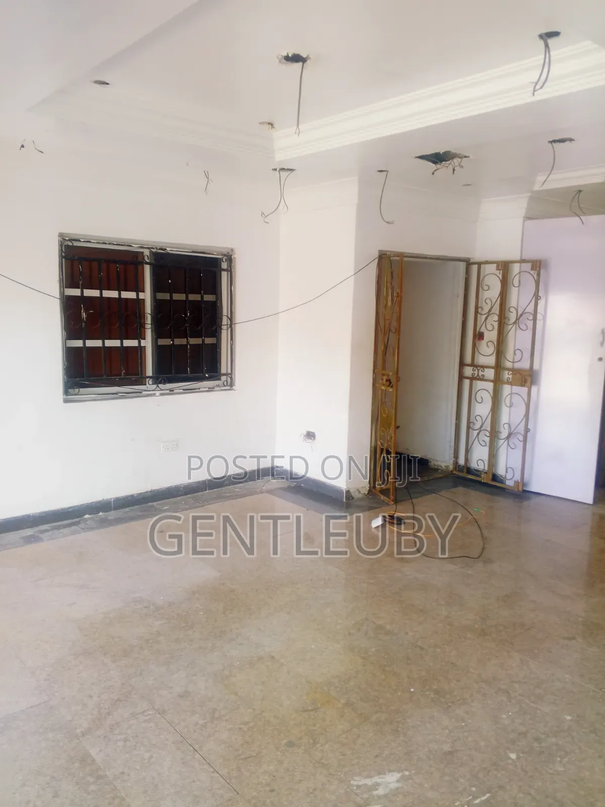 Shop/Office Space for Rent,Lekki Phase 1