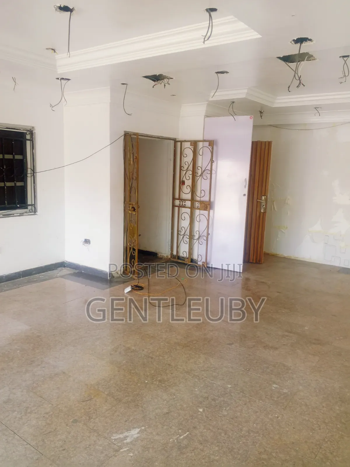 Shop/Office Space for Rent,Lekki Phase 1