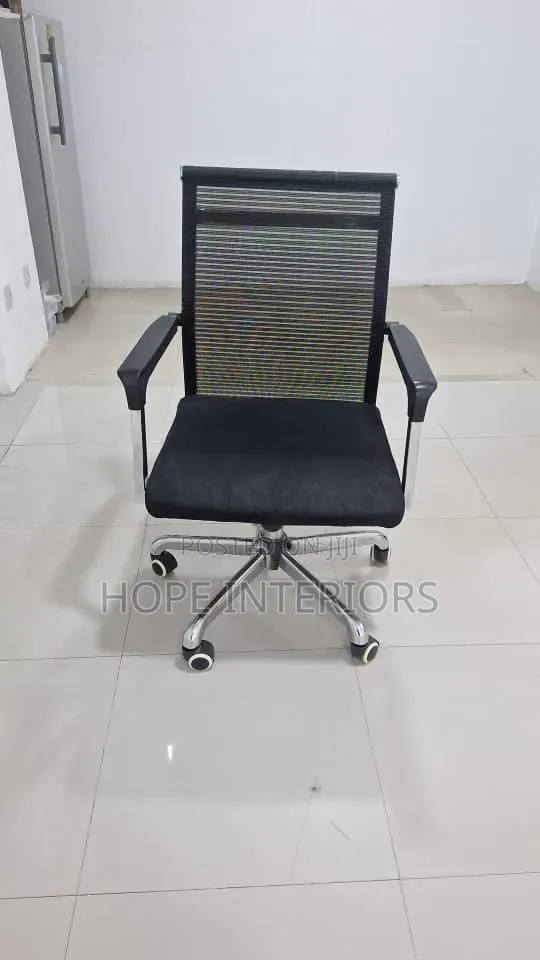 Mash Visitors Chair