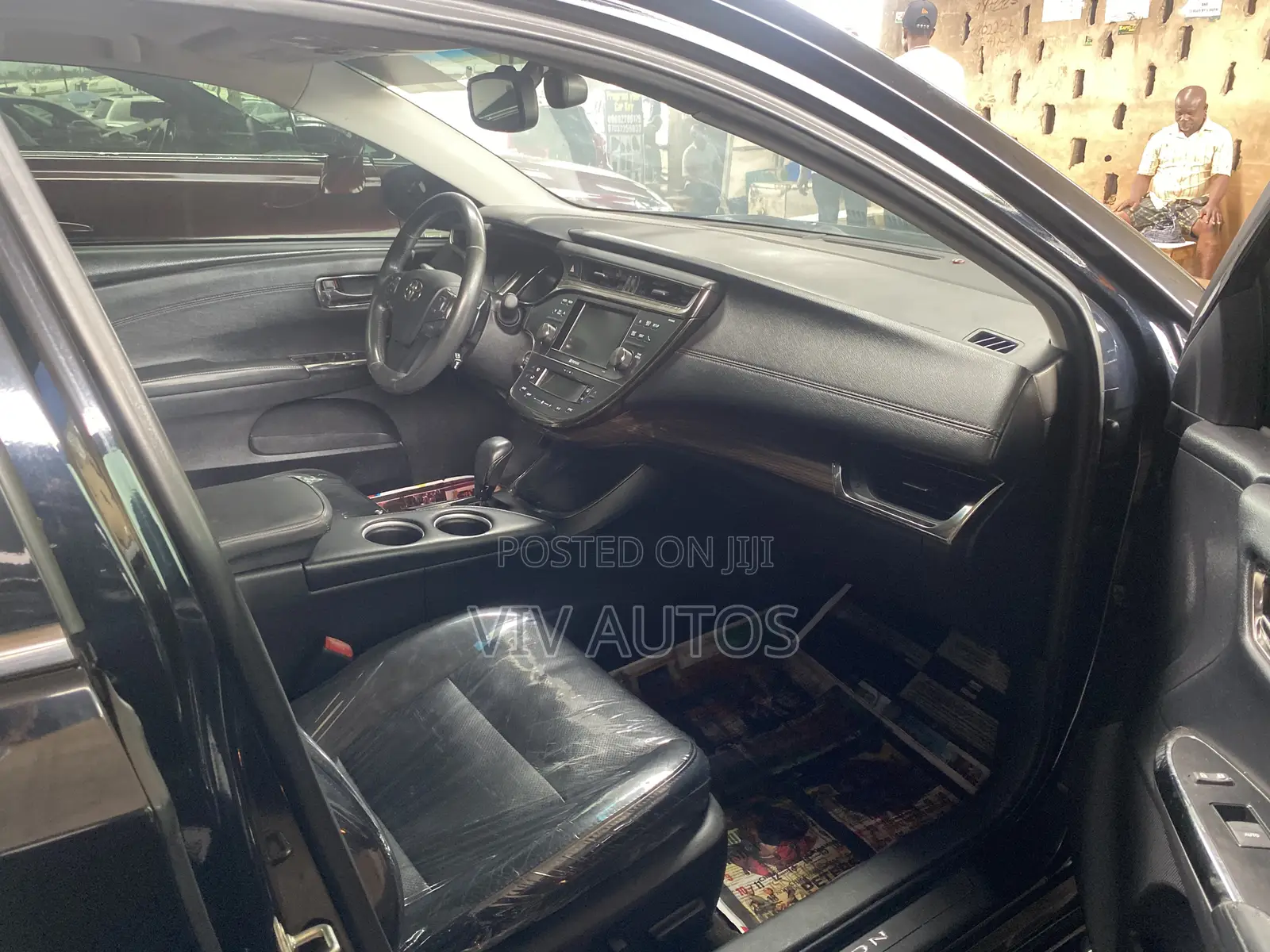 Toyota Avalon Limited Sedan FWD (3.5L 6cyl 6A) 2013 Black