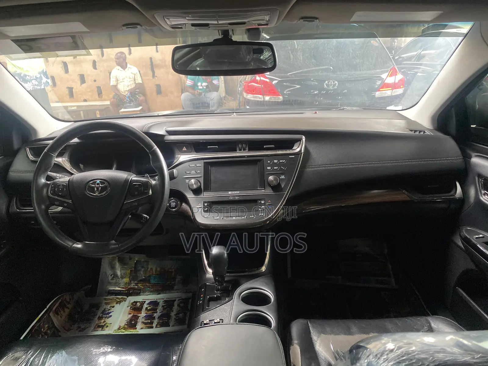 Toyota Avalon Limited Sedan FWD (3.5L 6cyl 6A) 2013 Black