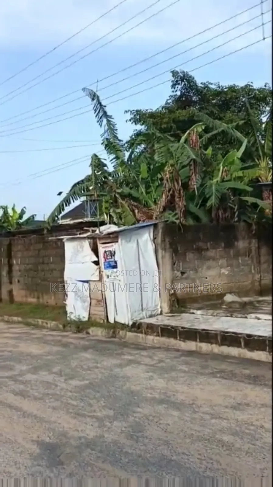 For Sale: 700 SQMTRS on the Major Eliozu / G.U.Aker , Ph