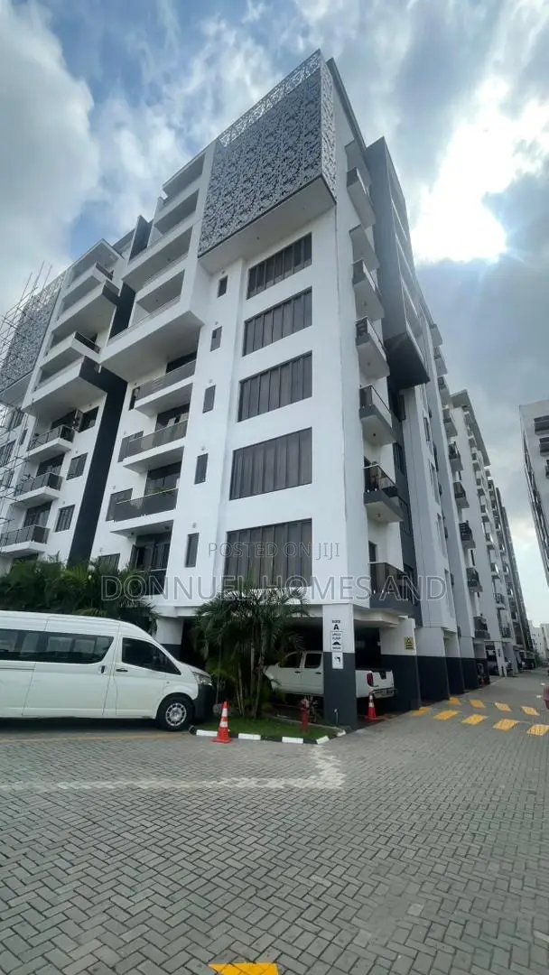 Furnished 4bdrm Apartment in Banana Island for rent