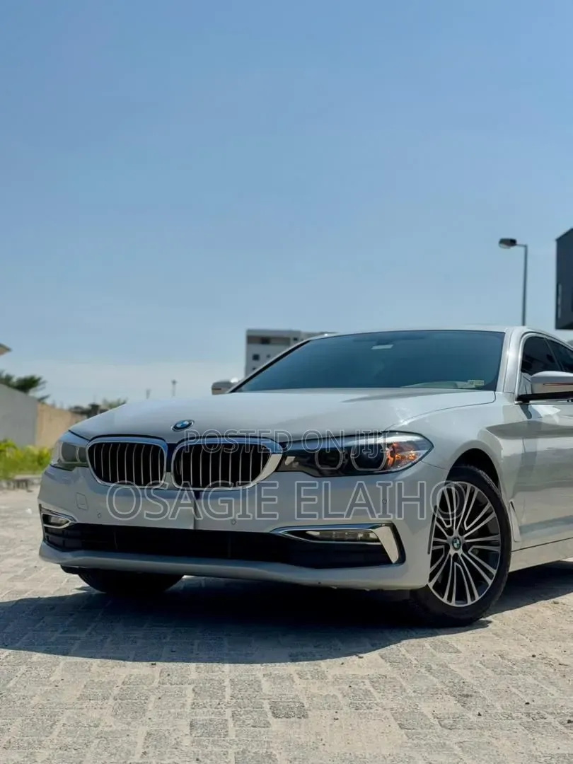 BMW 530i 2018 White