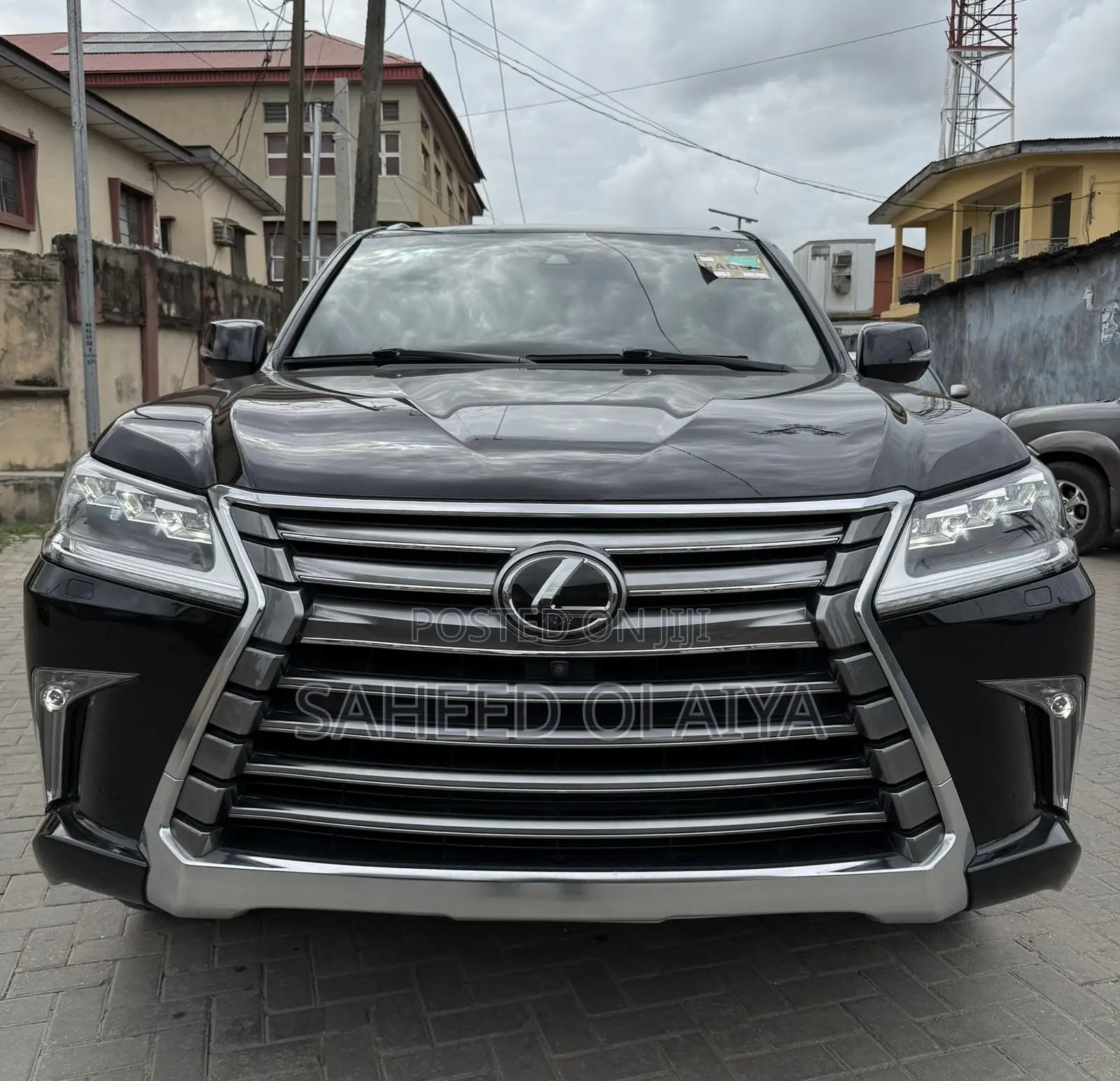 Lexus LX 570 (5 seats) AWD 2017 Black