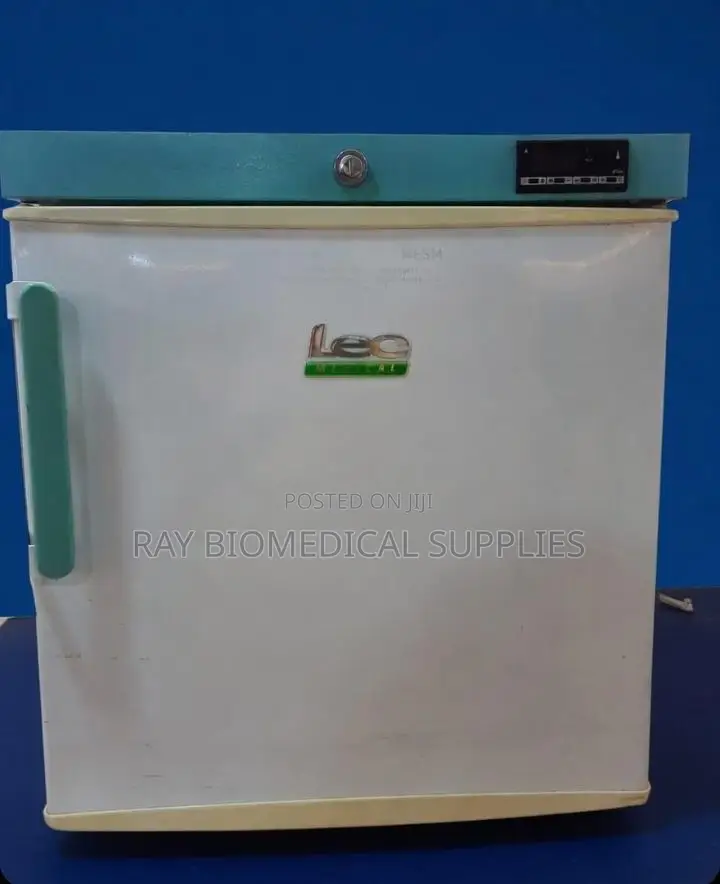 Lec Medical Isu27c - 50l Laboratory Freezer - Solid Door