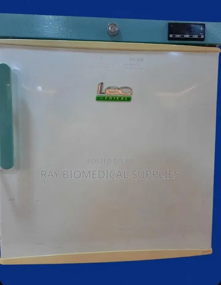 Lec Medical Isu27c - 50l Laboratory Freezer - Solid Door