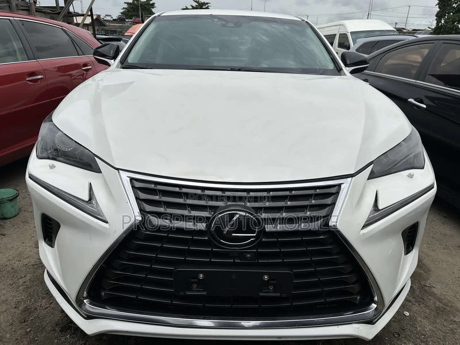 Lexus NX 200t FWD 2017 White