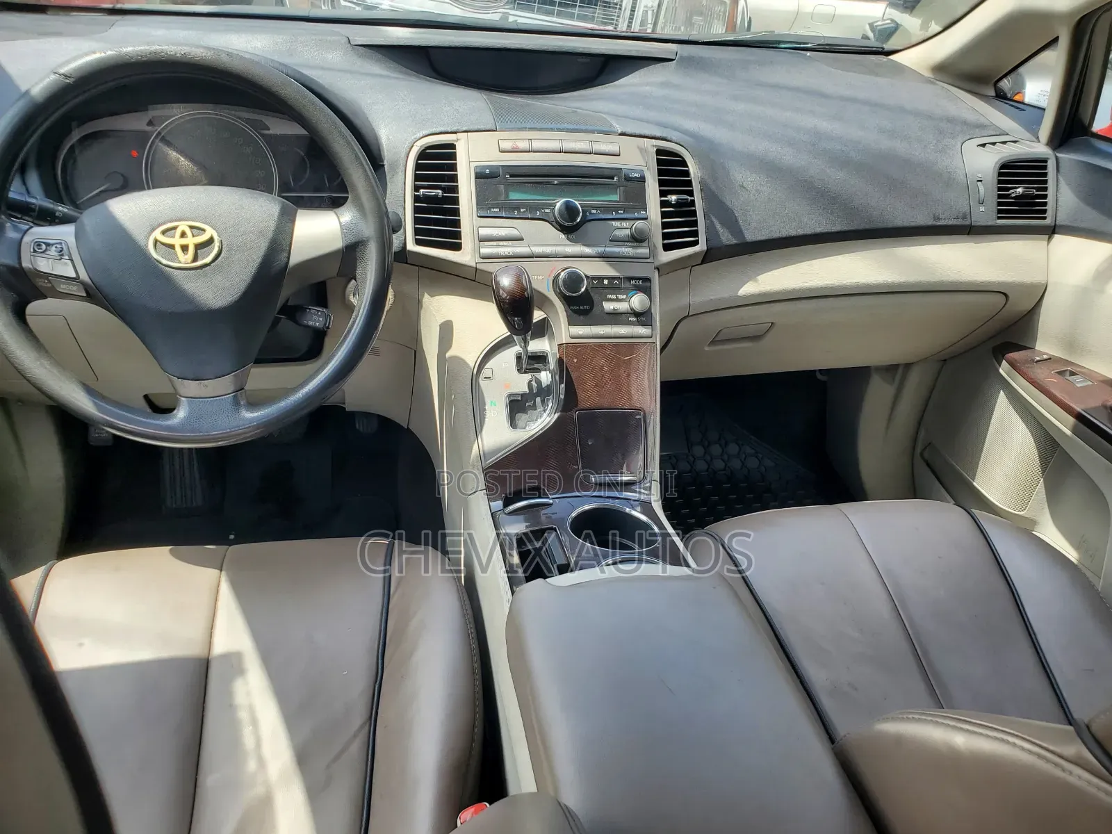 Toyota Venza V6 2010 Red