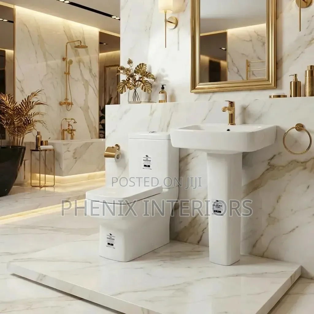Modern White Luxury Toilet Water Closet