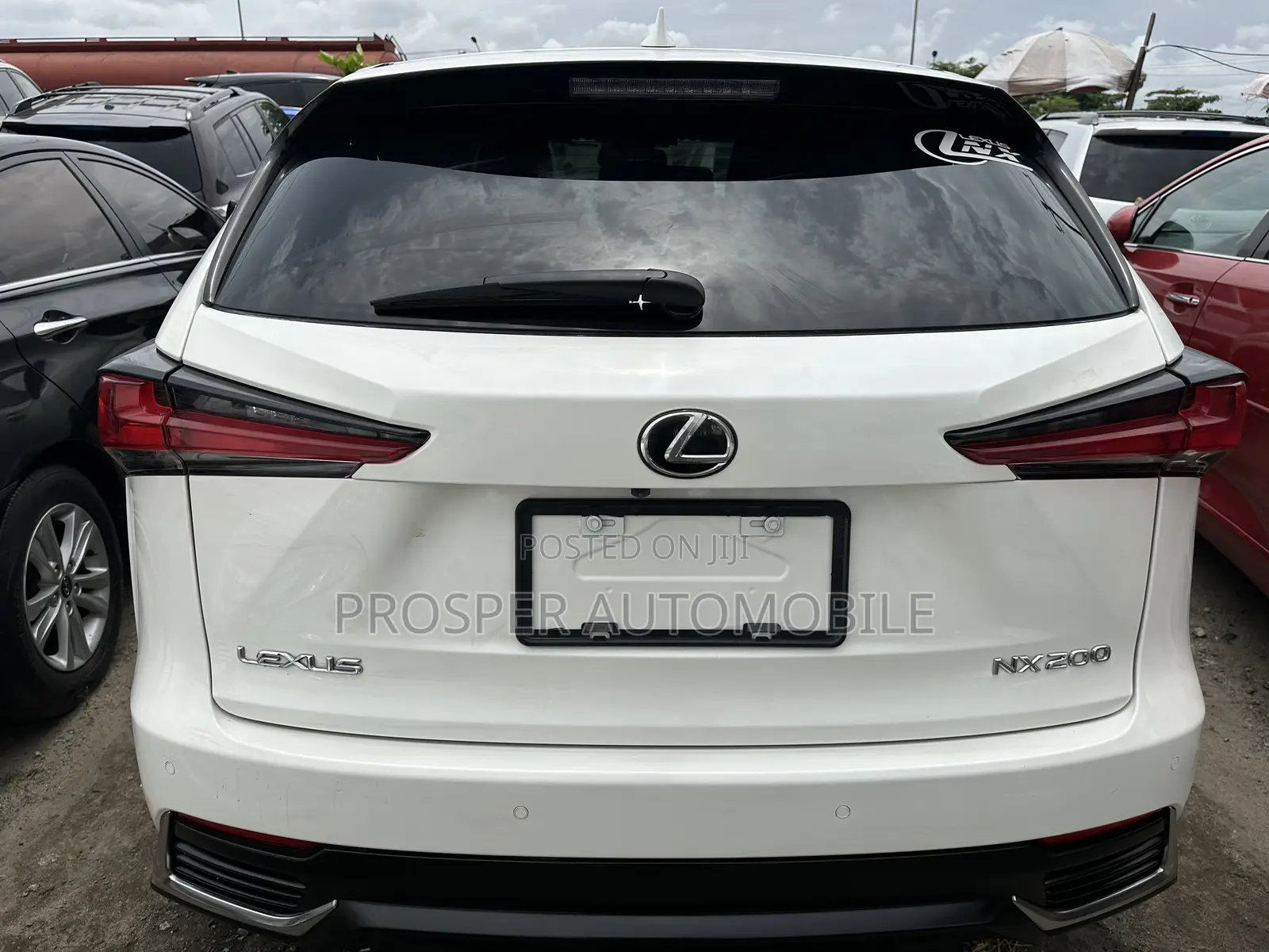 Lexus NX 200t FWD 2017 White