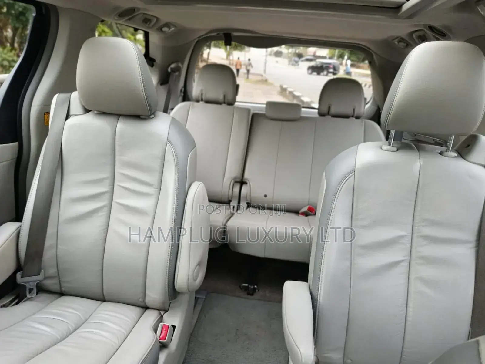 Toyota Sienna 2014 Gray