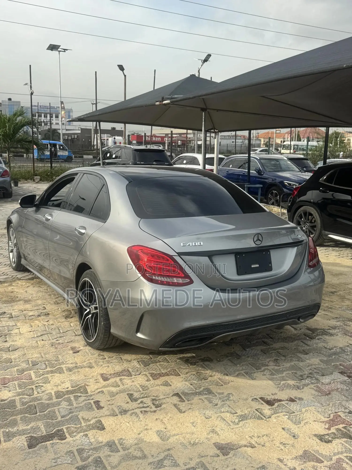 Mercedes-Benz C400 4Matic AWD Sedan (3.0L V6 7A) 2015 Gray
