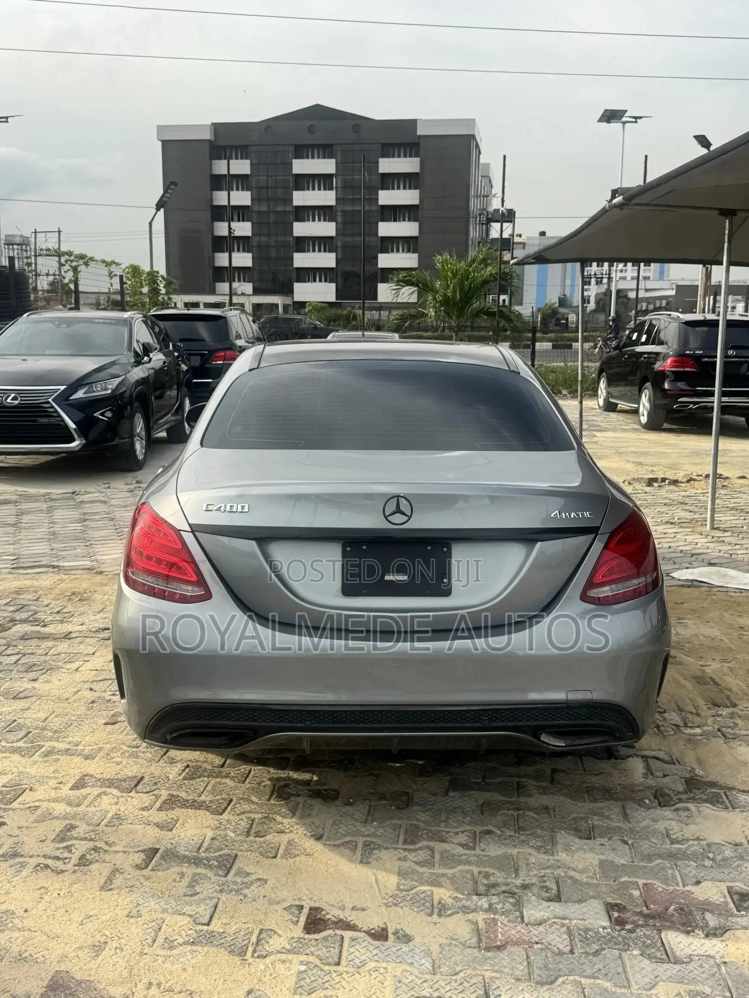 Mercedes-Benz C400 4Matic AWD Sedan (3.0L V6 7A) 2015 Gray