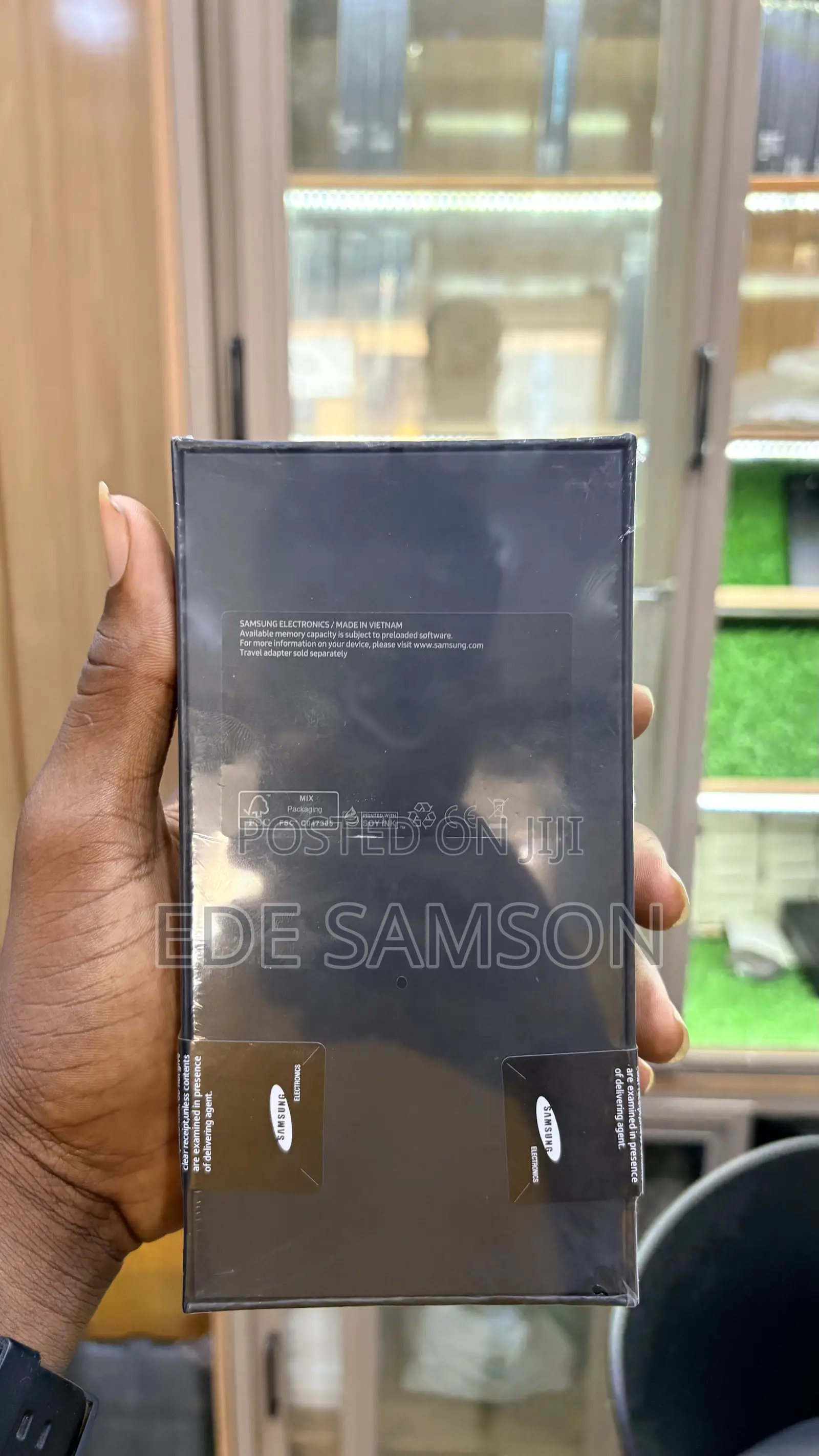 New Samsung Galaxy S22+ 5G 128 GB Black
