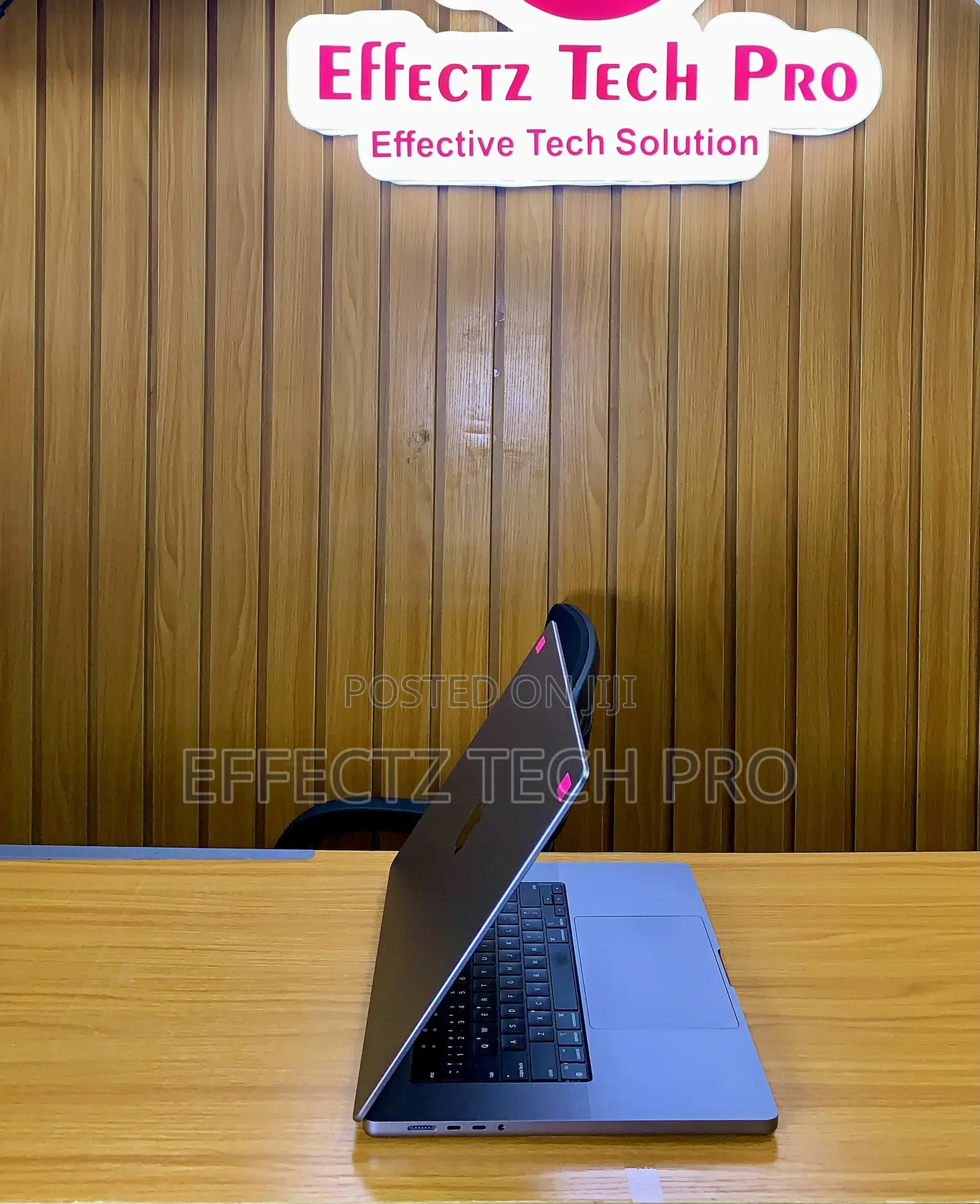 Laptop Apple MacBook Pro 2021 M1 64GB Apple M1 Max SSD 2T