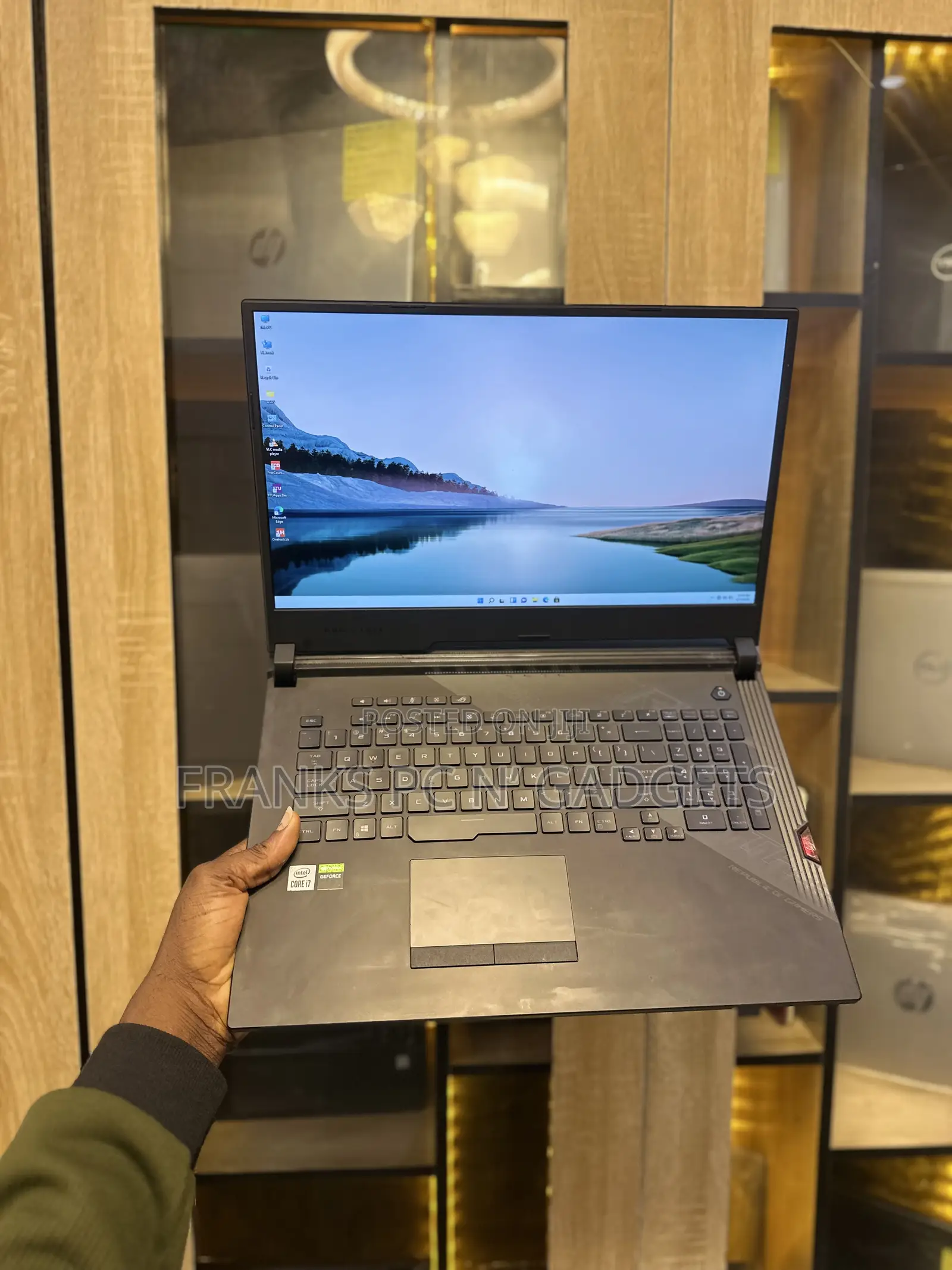 Laptop Asus ROG Strix G16 G614 16GB Intel Core i7 SSD 512GB