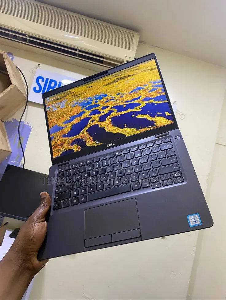 Laptop Dell Latitude 5300 8GB Intel Core i5 SSD 256GB