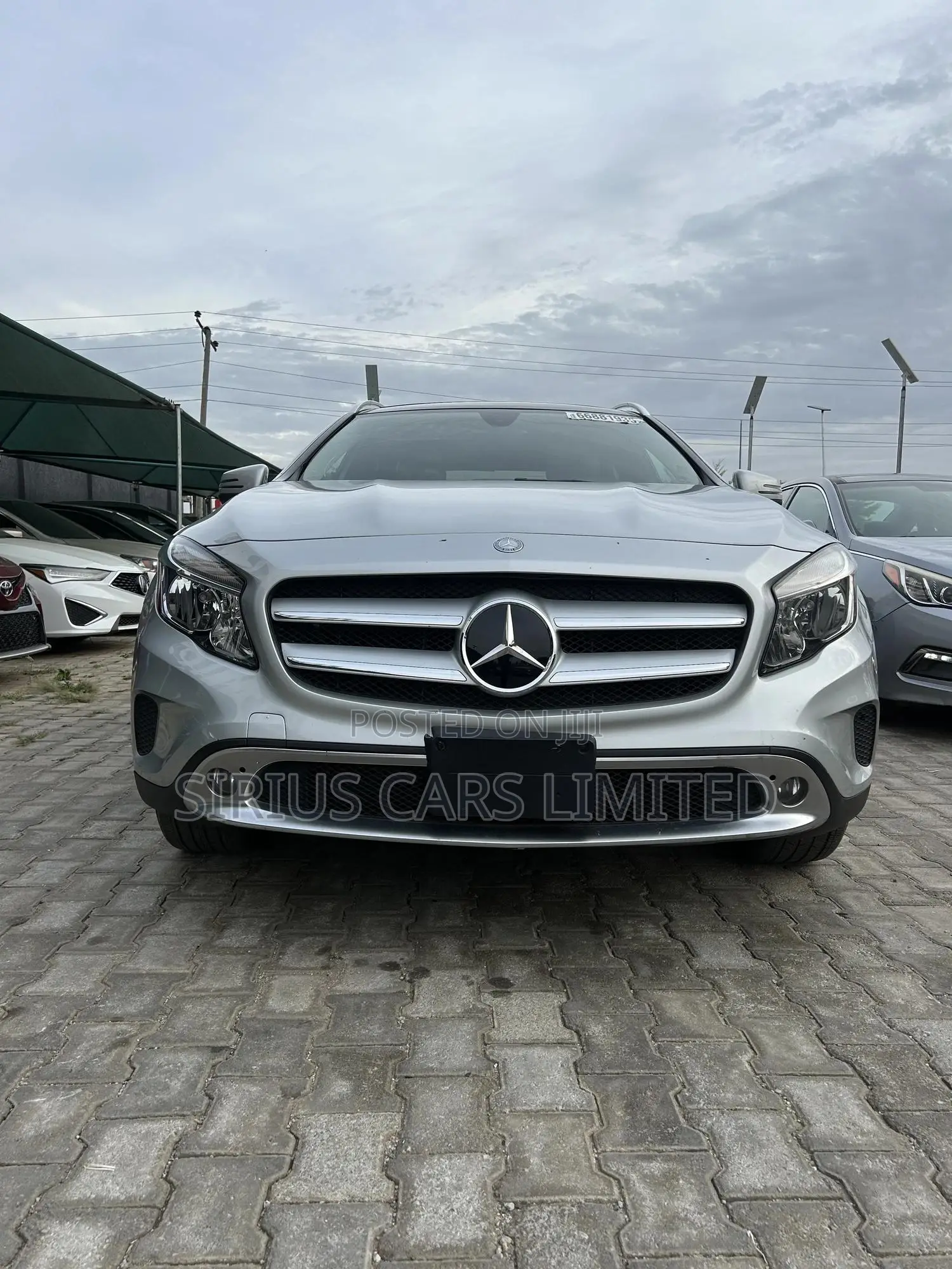 Mercedes-Benz GLA 250 2016 Silver