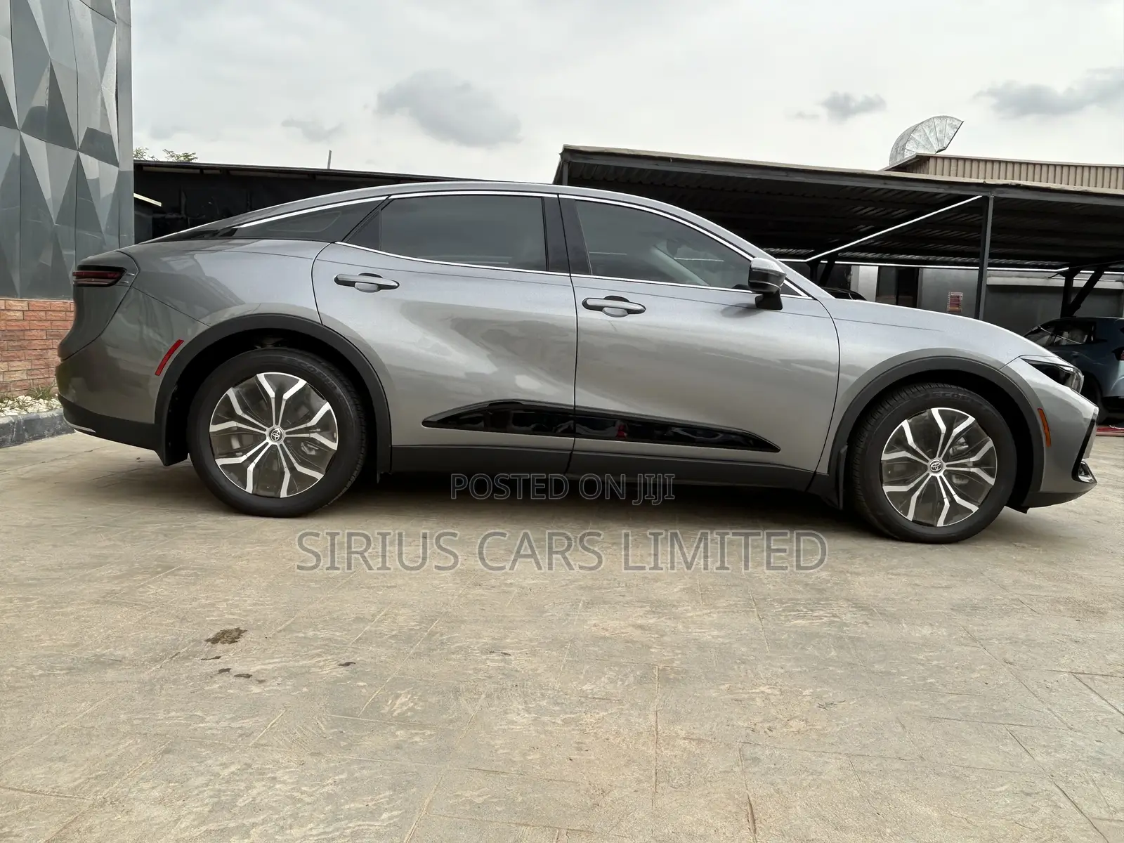 New Toyota Crown Limited AWD 2024 Gray