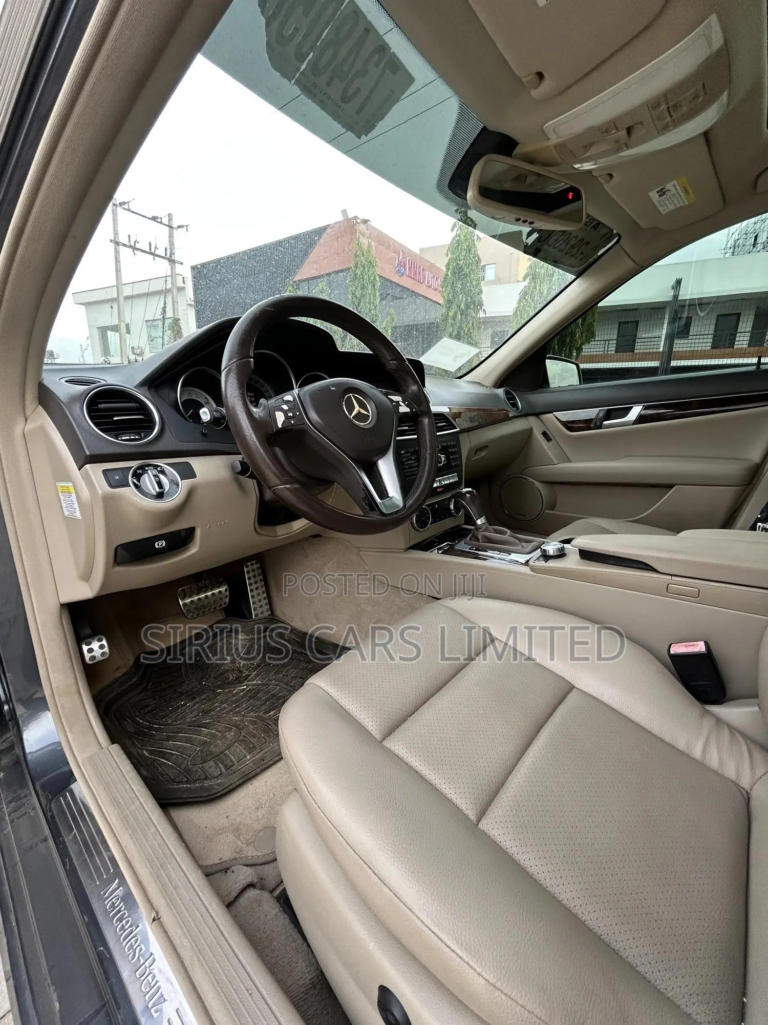 Mercedes-Benz C350 C350 RWD 2013 Gray