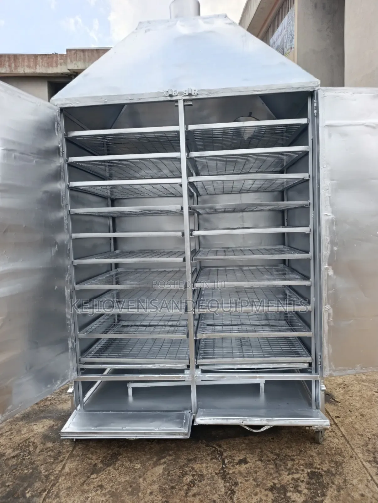 Baking Oven / Smoking Ovens