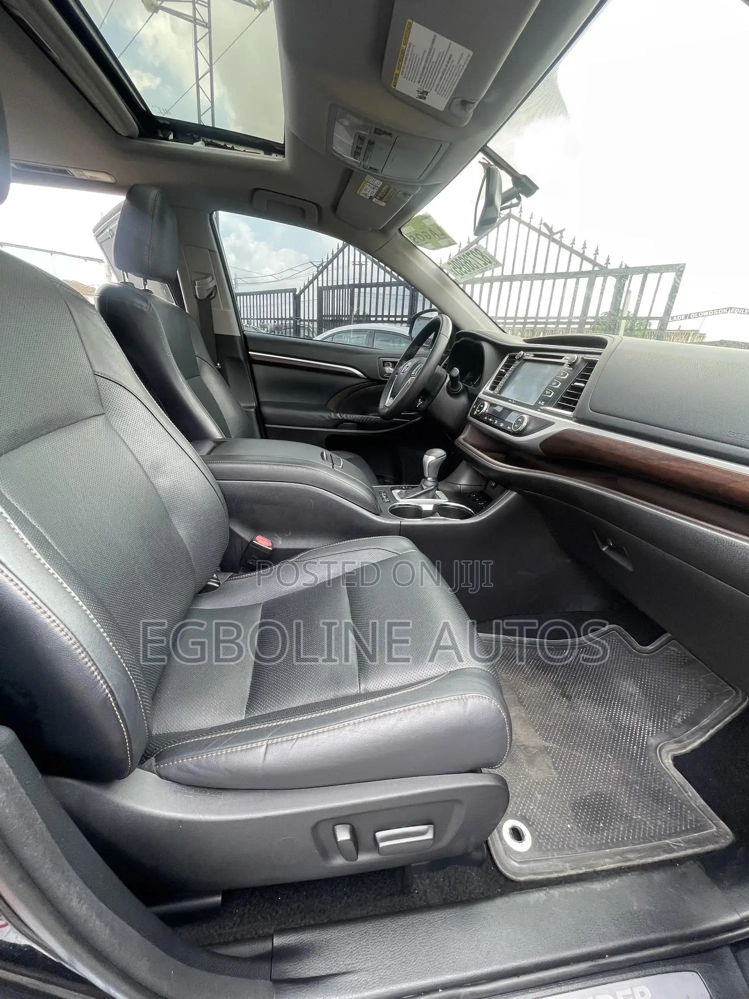 Toyota Highlander Limited 4dr SUV AWD (3.5L 6cyl 6A) 2015 Black