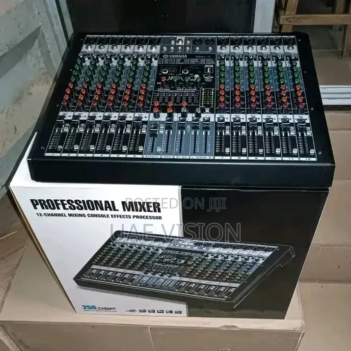 12 Channel Mixing Console Effects Processor