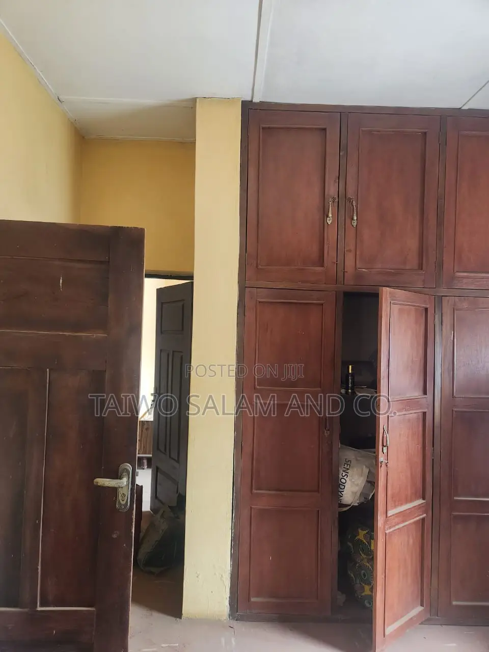 3bdrm Block of Flats in Akobo for sale